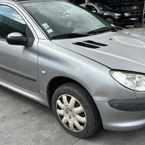 Vehicule-PEUGEOT-206%2520PHASE%25202-2004-d94a01aa2a35ef48477a9d107ca1df10ac42239858f336a418e74ae490fc33c8_m.jpg