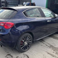 Vehicule-ALFA%2520ROMEO-GIULIETTA%25202%2520PHASE%25201-2013-69ad2660216b21f6d9b4fca3e9fc5cab7bb18577b5675d8478c6110b614bf2ba_m.jpg