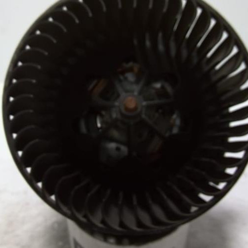 100465963-79383705-aea2-45d9-b8a4-da2fe43f232c-Piece-100465963-Ventilateur-chauffage-77365569-ALFA-ROMEO-GIULIETTA-2-PHASE-1-17-TBI-16V-TURBO-6cad268ea7ef1299975046a0ccd865d90277a968150961a002c983dc03163d0a_m.jpg