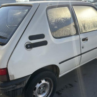 Vehicule-PEUGEOT-205%2520PHASE%25202-1990-936c173f12077847afa4efb92594cbb8f706c3da35d3966341c8ece3c7eae8da_m.jpg