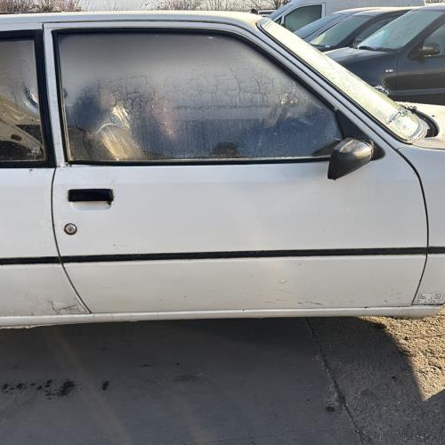 Vehicule-PEUGEOT-205%2520PHASE%25202-1990-5a22d51257c82dc5bbae624263dc5b7e4d3c91eecff637511fd4158fe87f411b_m.jpg