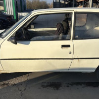 Vehicule-PEUGEOT-205%2520PHASE%25202-1990-841a49e16b68b071a2dfc74eb18c0a2732d888610bcaefb256f56a498c120186_m.jpg