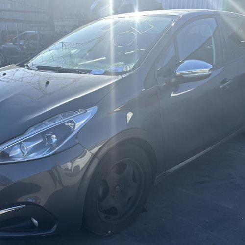 Vehicule-PEUGEOT-208%25201%2520PHASE%25202-2019-bdc6dfb753c8a480b6fb769d769845f6171d76eef2bb45e6e690060874eeecb6_m.jpg