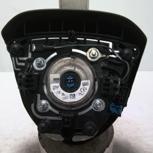 Vehicule-PEUGEOT-208%25201%2520PHASE%25202-2019-87f736a9156c7ca3d6bdf8c6ee1bceca1249f2c83a0ec62c9975733f1388e5b1_m.jpg