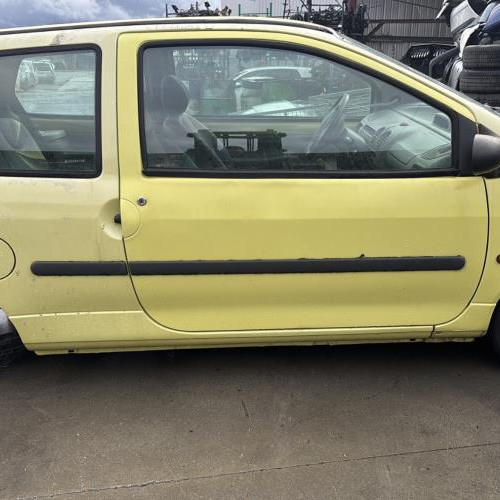 Vehicule-RENAULT-TWINGO%25201%2520PHASE%25202-1999-c34a95e0af5d34a3930d04f823f4ed3d6ba6780a2445aa71d3799fbfce6ab87d_m.jpg