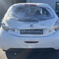 Vehicule-PEUGEOT-208%25201%2520PHASE%25201-2015-69b6020e7e1c8f936e3054e1236a9f786d1fabb570886fcecde8d71a33780730_m.jpg