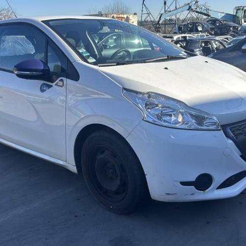 Vehicule-PEUGEOT-208%25201%2520PHASE%25201-2015-191f5d9c22d06556c3b805a59976e06963f5e1eff0bcc6051c5219a1a7f5deb7_m.jpg