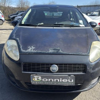 Vehicule-FIAT-GRANDE%2520PUNTO-2007-67f1f57cd9d82242c5d0d0224c6620c06ef39ac3413aafab0b20aad0fc3b54c3_m.jpg