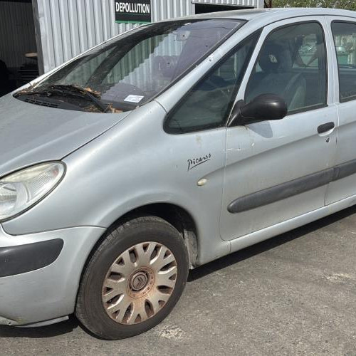 Vehicule-CITROEN-XSARA%2520PICASSO%2520PHASE%25201-2004-96e0f6631babf7cfdb301d4e6a5ff153735acbb77f6caf1fe78e10b0f8455a75_m.jpg