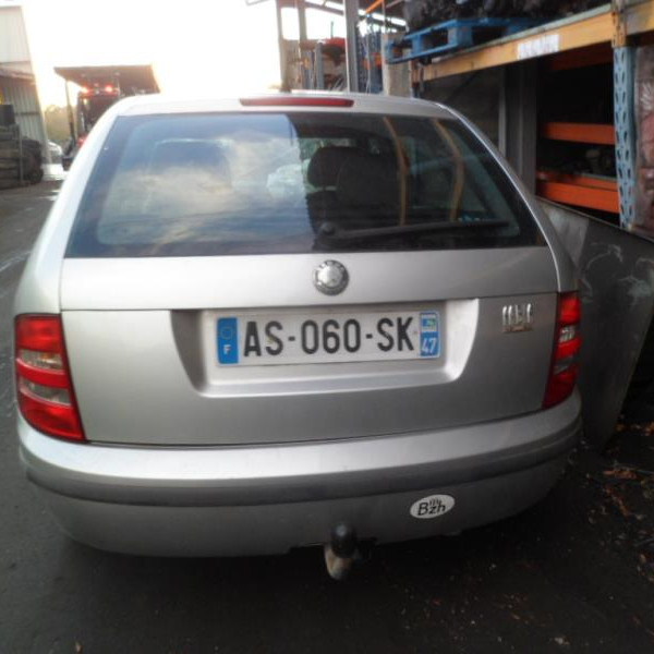 Vehicule-SKODA-FABIA-COMBI-2000-Comfort-1-9-2001-6d6c5c20161c5373a0cdeafeefa7bae4f2f1badab07e0312e114b10580917d85.JPG