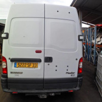 Vehicule-RENAULT-MASTER-II-PROPULSION-CHASSIS-DOUBLE-CABINE-Fourgon-L2H2-2-5-2005-bfa15dbb9eb219bbf0d54fdea67035361ae9edad0df74d73d945f8858985befb.JPG