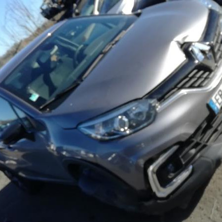 Vehicule-RENAULT-CAPTUR-1-5-2017-0ee8f8836a24fc8e0ff3d5af00f1b030b2b5a1d2820ad036c14423b5857ce840.jpg