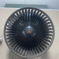 Piece-Ventilateur-chauffage-FORD-FIESTA-6-PHASE-1-834b3bdc8d6515761f825f91abc8e63af912f1dd6f42b15d39f510689d95597e_mtn.jpg