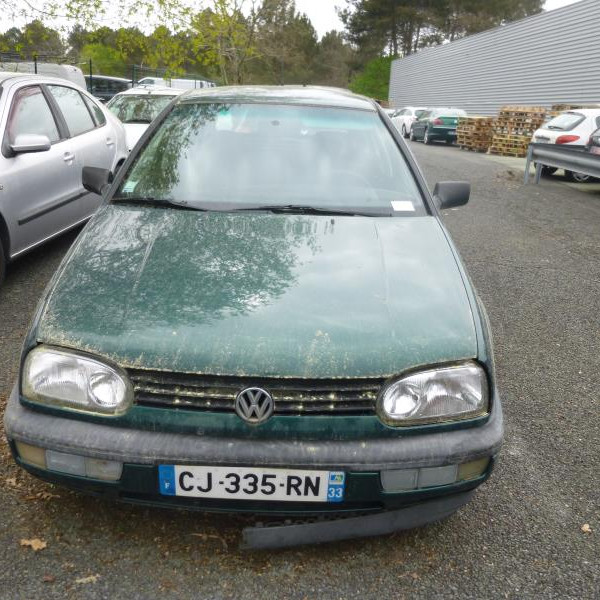 Vehicule-VOLKSWAGEN-GOLF-1-9-1997-5f2340751906d0d886552237310f5faba80439cb5dfe4e76d3076b919d28ddc7.JPG