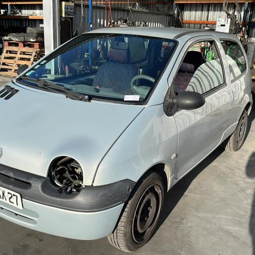 Vehicule-RENAULT-TWINGO-1-PHASE-3-2003-9520acfd4677b445be380a88b663d7b2dbfd4598f3e941afd2de8d6177cdb0f9_mtn.jpg