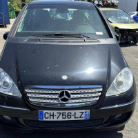 Vehicule-MERCEDES-2006-86d2643d22cd286d05aba20c1597f2e6403a9813bce95e7808a1a9e2b7aeec8c_mtn.jpg