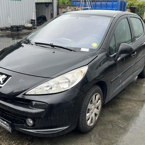 Vehicule-PEUGEOT-207-PHASE-1-2006-b92ee31a3fcf1edee9d553d17b99f4e2f4ea9ecdfee08e756f84d12dd8f78c19_mtn.jpg