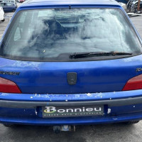 Vehicule-PEUGEOT-106-PHASE-2-1997-e62d6eaad4a0065feefe7286621b2aece0aaf42abf9eea674a42f349e038c7db_mtn.jpg