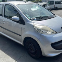 Vehicule-PEUGEOT-107-PHASE-1-2008-243833037dcb3a47e5b6c530b36fde9c101776e5988d698fe3feaad14f127b6b_mtn.jpg