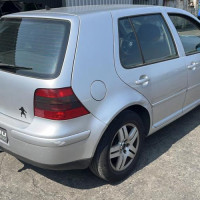 Vehicule-VOLKSWAGEN-GOLF-4-2000-d7c7faaf51968469b65ba06001133e5c80e2005de72db9c378fad24ca11f7ce0_mtn.jpg