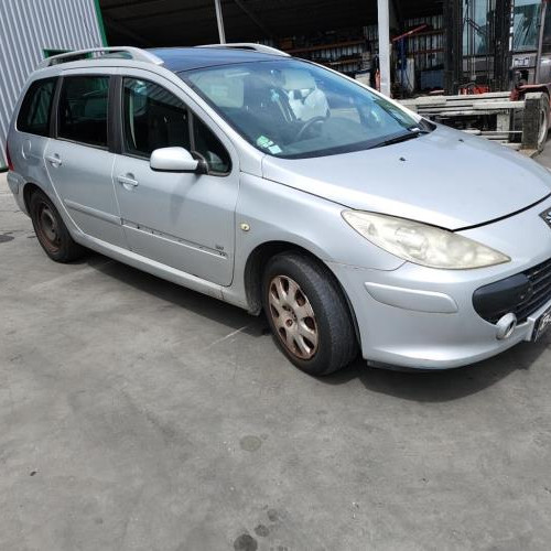 Vehicule-PEUGEOT-307-PHASE-1-BREAK-2005-e8a22db80320146b9a9f67506dd736714d12c26c4ac15f9a407b108cc9d208df_mtn.jpg