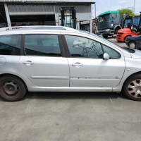 Vehicule-PEUGEOT-307-PHASE-1-BREAK-2005-50a7ee4f9cfb3ef73daa19f155baf6ea87a13ddb6b6d1ed776d017a89420747d_mtn.jpg