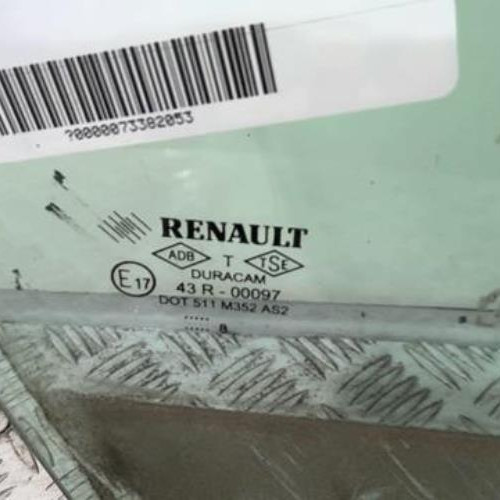 73382053-ef43d671-c38c-4c85-8887-50fa4b900b1a-Piece-73382053-Vitre-avant-droit-8200427616-RENAULT-CLIO-3-PHASE-1-BREAK-15-DCI-8V-TURBO-1fb33d9b82615b86247994bb49e40690ed140ecaf0bfafcaa166a4a2f4ccd3b6_m.jpg