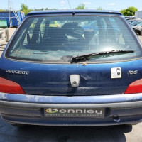 Vehicule-PEUGEOT-106-PHASE-2-1998-4c85d4c192bb598bf9931b115784f199d7e0e35b1965dba8db6f99ac05259d2b_mtn.jpg