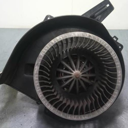 74083294-505820bb-c7e2-467e-a8ad-1cc626908aee-Piece-74083294-Ventilateur-chauffage-6R1819015A-AUDI-A1-1-SPORTBACK-PHASE-1-16-TDI-16V-TURBO-a3d3cfe7226c95e22ef80fc1bc7fa504b4deedece4f19469923a79a63f7c9759_m.jpg