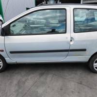 Vehicule-RENAULT-TWINGO-1-PHASE-3-2001-93ca3b872a3af50ff1fe542d4821306dcbf0e80c7e960e54bd43587320ec2edd_mtn.jpg