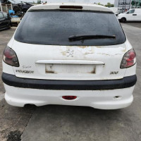 Vehicule-PEUGEOT-206-PHASE-2-2004-eb336b8bcabb51d67d873ac134e71d039bf22cb783139e972943ec7b1988ad3a_mtn.jpg