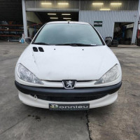 Vehicule-PEUGEOT-206-PHASE-2-2004-0604481de66a6ea4d161f3cdaf20b9452e9e223dd328785b6aaad473f5c70e0d_mtn.jpg