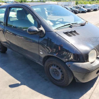 Vehicule-RENAULT-TWINGO-1-PHASE-3-2003-a95a997a9951cbc46e6bd0b4c0555547792dc7cef527fc9f694c9e0a8330a5b8_mtn.jpg