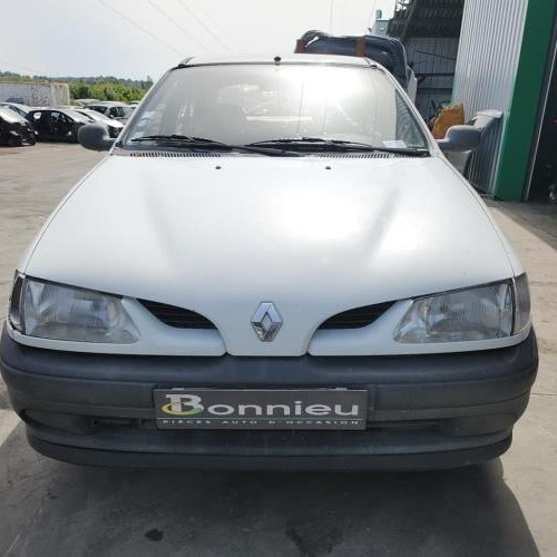 Vehicule-RENAULT-MEGANE-1-PHASE-1-1996-9637fd9fe7ee38834b353bae391cbb5362bb641542c9c147800b97d3c3c64c78_mtn.jpg