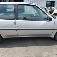 Vehicule-PEUGEOT-106-PHASE-1-1995-7cc24fae42b76e6955e3cd4f6cfde434266555046bca3260a7a374becc3750d9_mtn.jpg