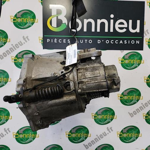 Piece-Boite-de-vitesses-1617007480-PEUGEOT-208-1-PHASE-2-d4578633f5ba04df9764ebd19d3dd0a8a11737a6301562c287e39ef66b5424a6_mtn.jpg