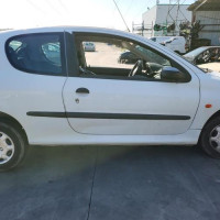 Vehicule-PEUGEOT-206-PHASE-2-2001-22e7d1c48016170e604590319c314458a22f8f3da8ebb0e2fce816199b250e39_mtn.jpg