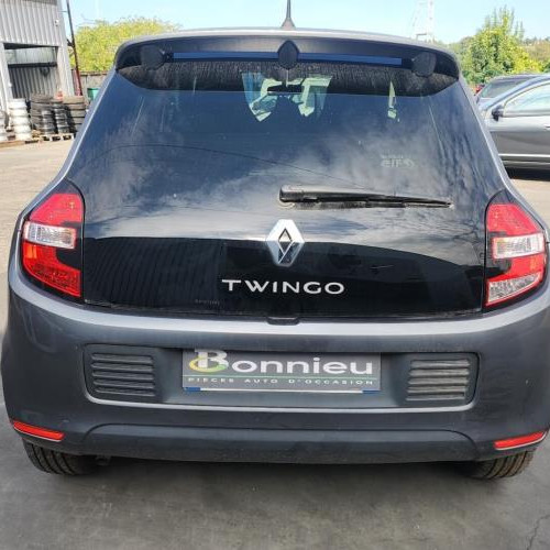 Vehicule-RENAULT-TWINGO-3-PHASE-1-2018-387022357e2d3d11ed0dca171267bac84e3f8704ed9f0871e86bc53a70ad4c77_mtn.jpg