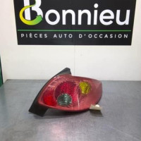 75929196-0320cd45-1124-4097-977c-fbf35f86fa26-Piece-75929196-Feu-arriere-principal-droit-6351S0-PEUGEOT-206-PHASE-2-14i-8V-c4d63898aa88969a5ae796da0a37694e545c7af6c8b555edeeacf0ab79600714_m.jpg