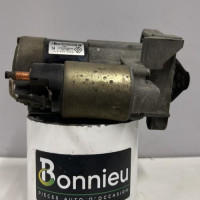 77055226-feb733f0-5a29-4a98-9b69-8f664c9b8a6b-Piece-Demarreur-8200426577-RENAULT-CLIO-2-PHASE-2-538661aa36a2233ee173a53e5889e78a82be1a412cb85e561ac032a1424eac27_m.jpg