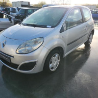 Vehicule-RENAULT-TWINGO%25202%2520PHASE%25201-2008-e19f9cb1486986720f8c7f0477e87a181ffca607a3e7f6a71cadb89548ad2775_m.jpg