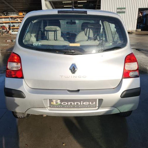 Vehicule-RENAULT-TWINGO%25202%2520PHASE%25201-2008-b43adc000dac256198696fd4939a04ca99813e09890f4d1bbf63f1ccbf44bc7d_m.jpg