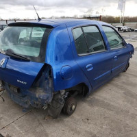 Vehicule-RENAULT-CLIO-2-PHASE-2-2006-466a8f6f5d3ce0c60f2128734b62ed171e43f7889998c57abd0b3752a04b33a0_mtn.jpg