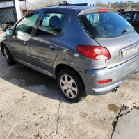 Vehicule-PEUGEOT-206+-2009-730e5fdd2a55417839c6619ae6b9c15019997315877fc41616ef76efcc03b420_m.jpg