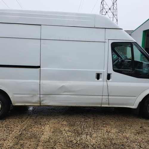 Vehicule-FORD-TRANSIT%25204-2006-e12393e3bd4d32f594aeab15330762166ab74b70b9f356a41e4776213270f18d_m.jpg