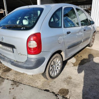 Vehicule-CITROEN-XSARA%2520PICASSO%2520PHASE%25201-2002-dac8f65c1c31f5de73319bcd3d617d68dc359d4f64e7326a357ddb2510d69a61_m.jpg