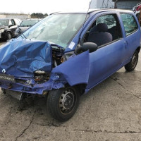 Vehicule-RENAULT-TWINGO-1-PHASE-1-1993-c0ba9c21b395b74e69a7cca99bb34df04a99831a3bd522acf2ec7fd02a508932_mtn.jpg