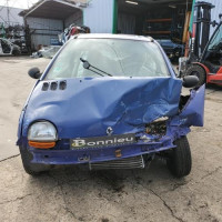 Vehicule-RENAULT-TWINGO-1-PHASE-1-1993-fb79b1d2064e25c91cda0b45948d82829adca74c874b3ccc91a6cfb0c2b7ac2e_mtn.jpg