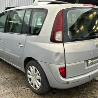 Vehicule-RENAULT-ESPACE-4-PHASE-2-2007-7dd6e1341abb7601cb3c7d689c4b36dd9b7ad30a01858e75aa2baf7354fdf55f_mtn.jpg