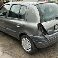 Vehicule-RENAULT-CLIO-2-PHASE-1-2000-2c13e772e7b93a28a9a5245c9b059884cd3cc04c562f4fa077985aaa19fe8f6b_mtn.jpg